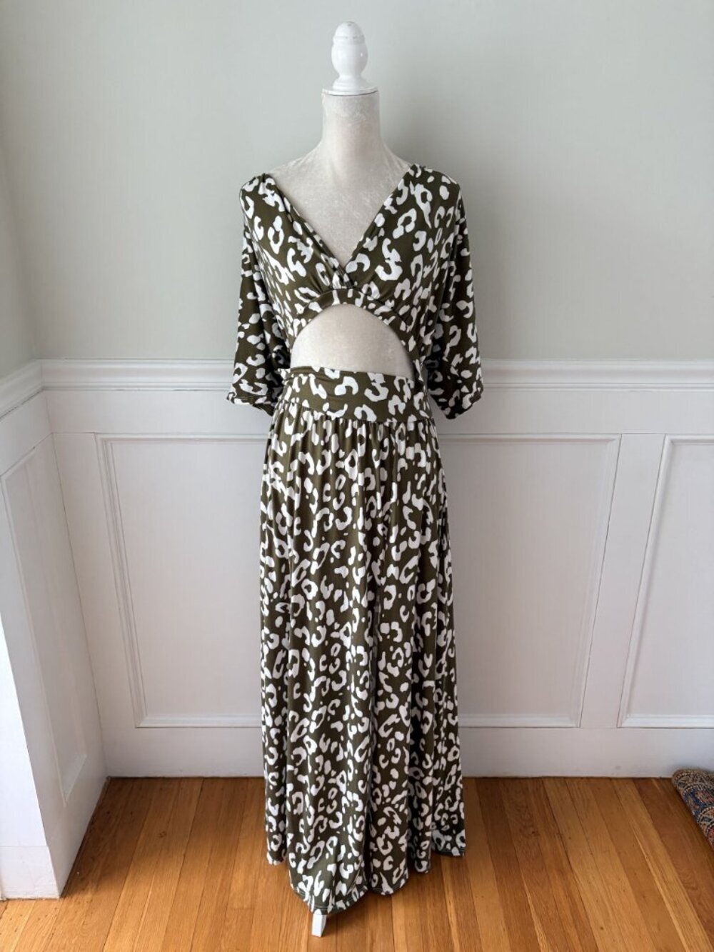 Eldridge Printed Cutout Maxi Dress Green 3X Stretch Jersey - Picture 3 of 6